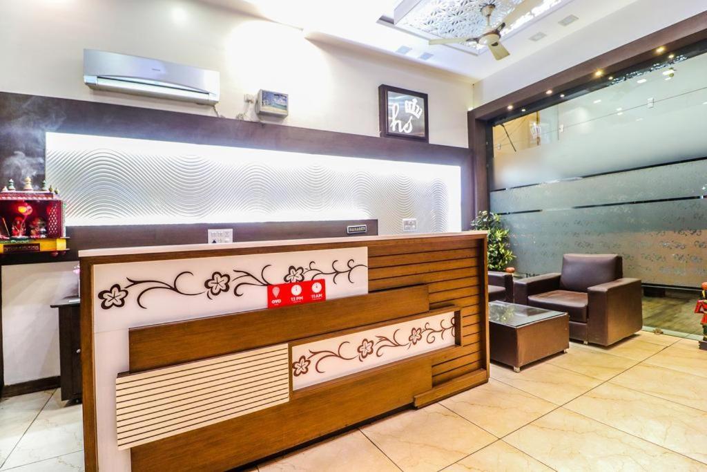 Hotel Sartaj Лудяна Екстериор снимка