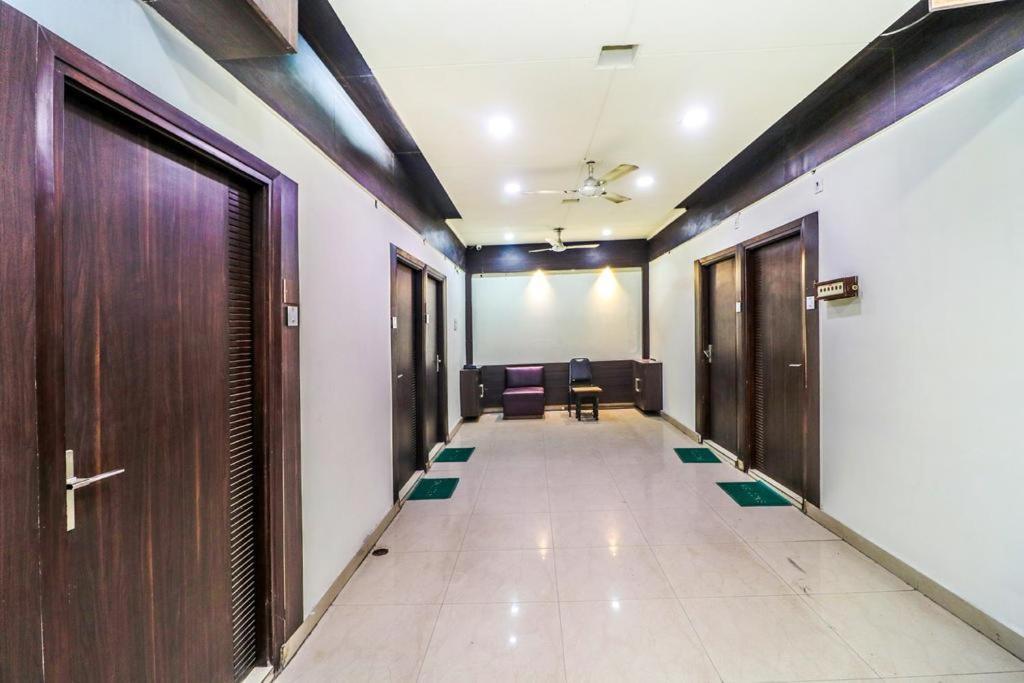 Hotel Sartaj Лудяна Екстериор снимка